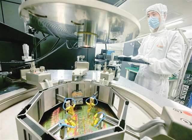 西部科學(xué)城重慶高新區(qū) 以科技創(chuàng)新驅(qū)動(dòng)電子產(chǎn)品技術(shù)開發(fā)，打造現(xiàn)代化新重慶建設(shè)重要引擎